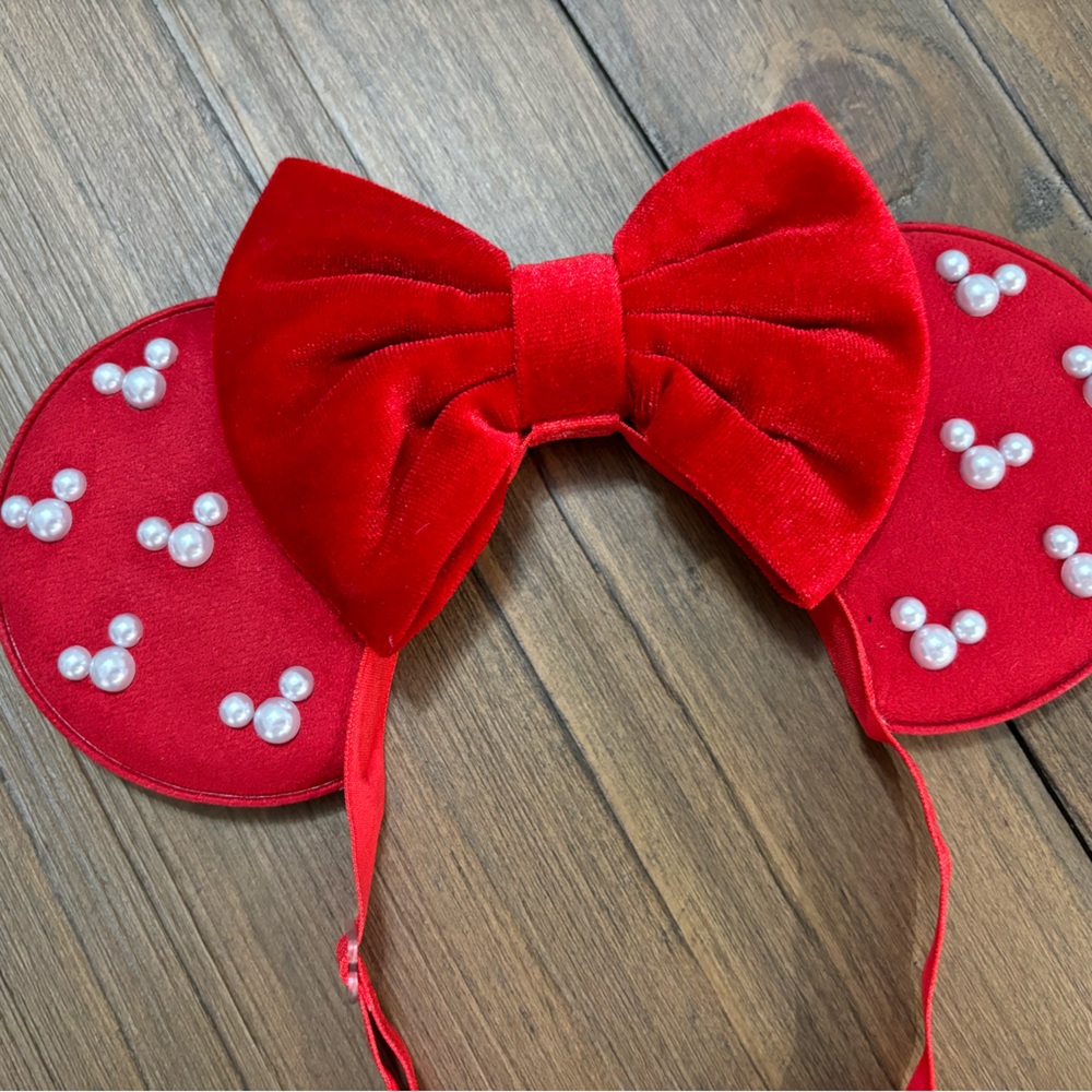 Disney Mickey mouse ears with adjustable stretch band
